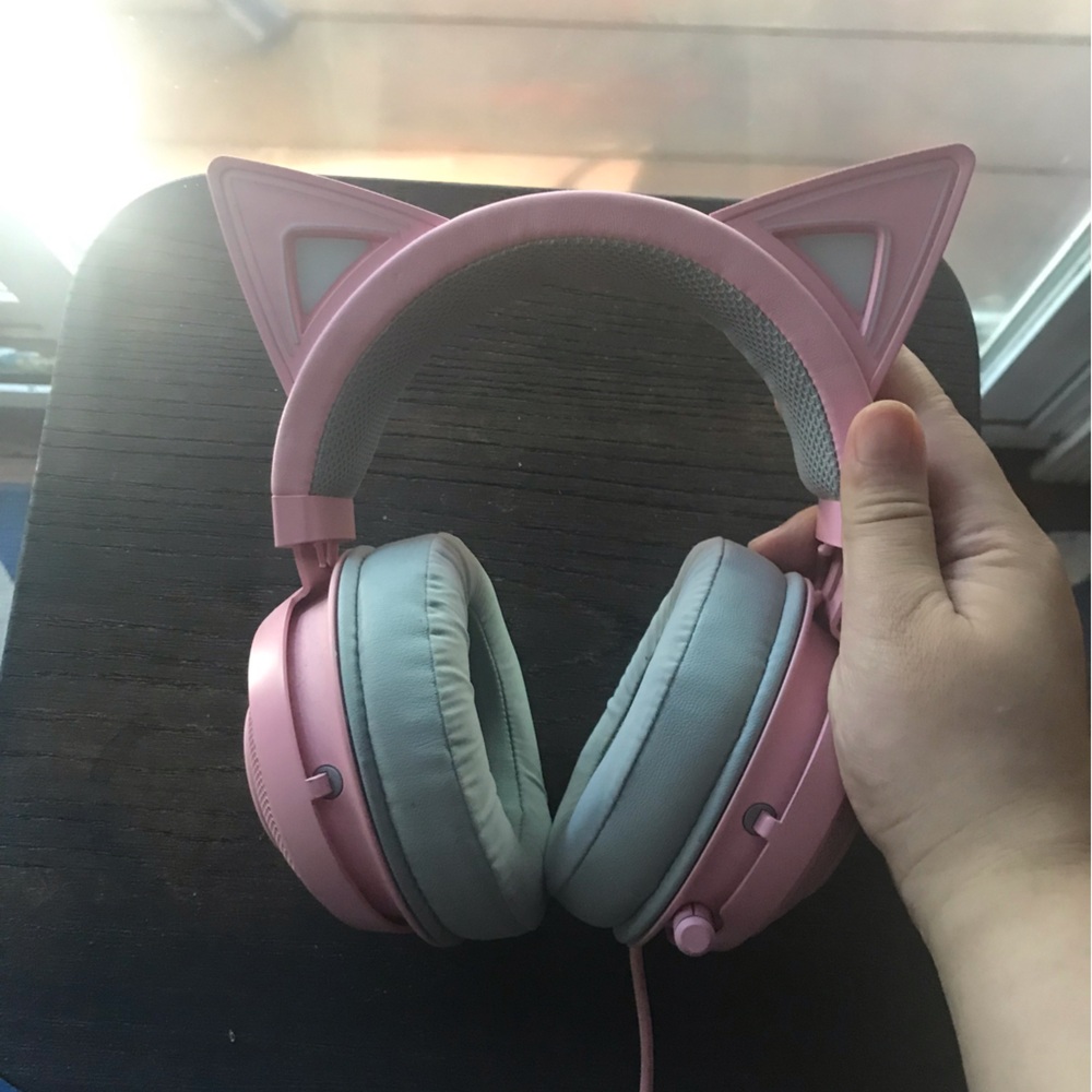 Razor kraken Bt kitty edition
